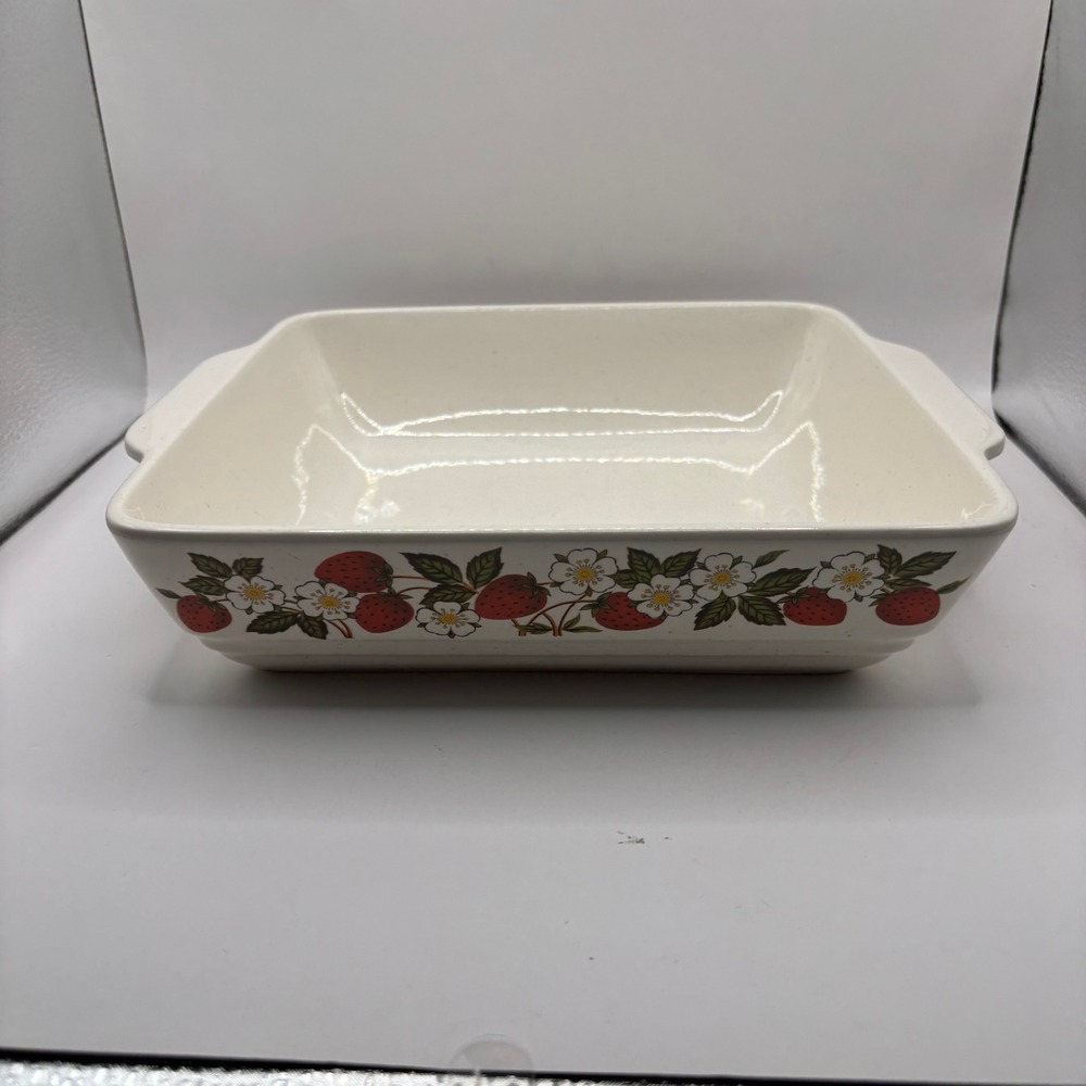 Sheffield Strawberries n Cream Stoneware Square Casserole Baking Dish Japan 9in